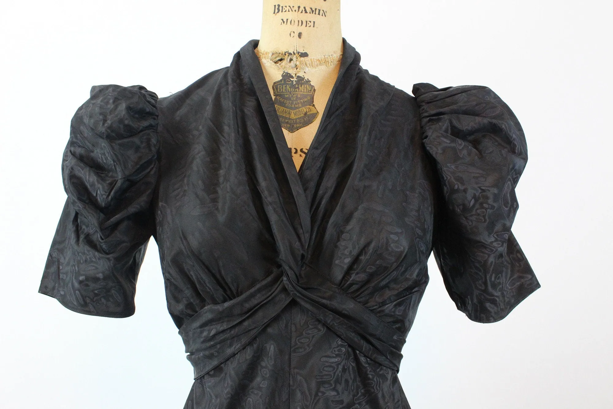 1930s MOIRE puff SLEEVES dress gown small | new winter