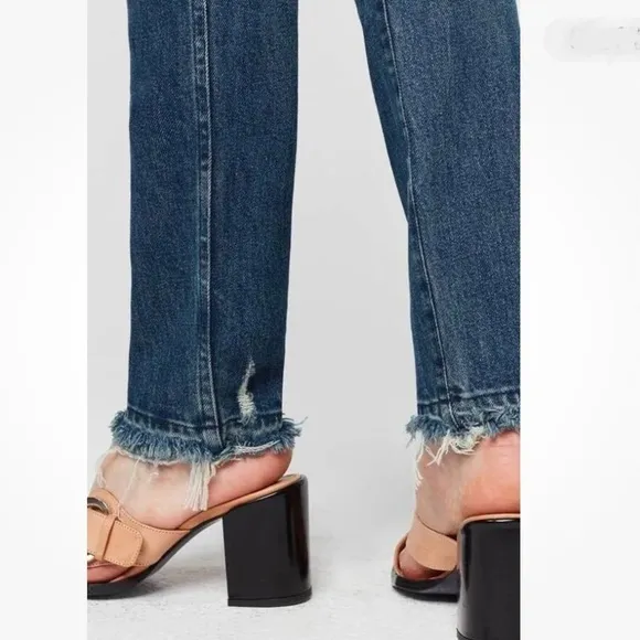 3x1 Shelter Swift Skinny Leg Slim Straight Button Fly Distressed Jeans  Size 24