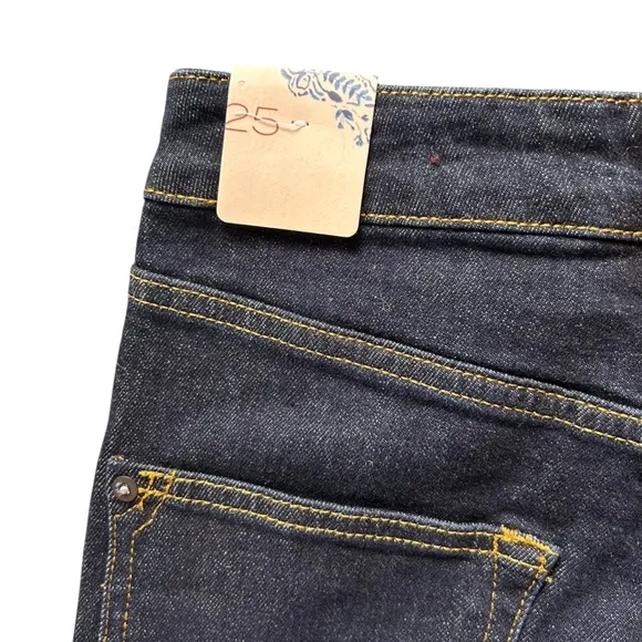 Anthropologie Pilcro The Split Straight Jeans Size 25 NWT