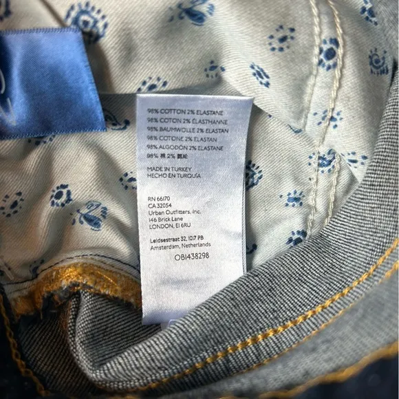 Anthropologie Pilcro The Split Straight Jeans Size 25 NWT