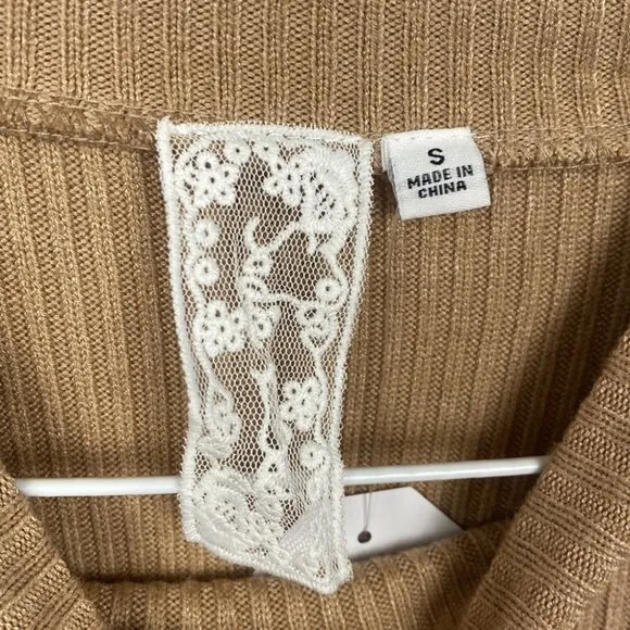 Anthropologie Sadie &amp; Sage Almond Ribbed Ruffle Pullover Sweater - Size Small