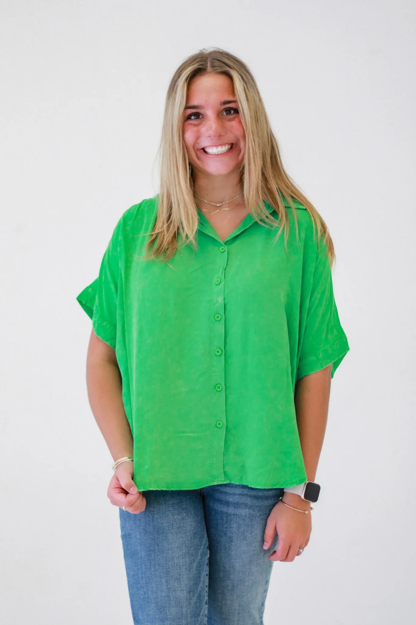 Be Comfy in Work Button Down Blouse in Kelly Green