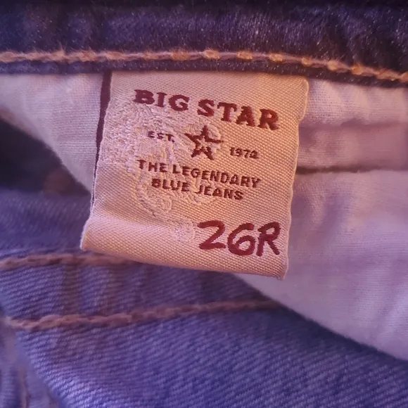 BIG STAR &quot;Liv&quot; Low Rise Boot Cut Jeans Medium Wash Women's Size 26R Vintage EUC