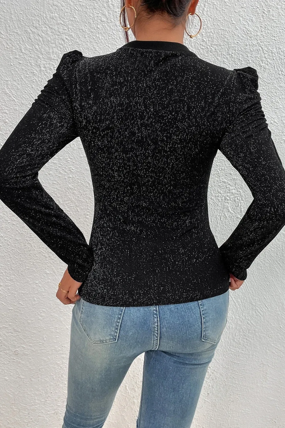Black Round neck sheep leg sleeve metal wire top