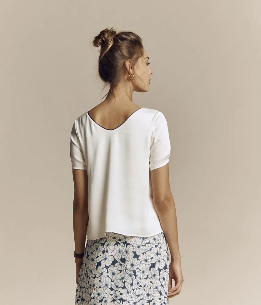 CHARMY CREPE LINED TOP