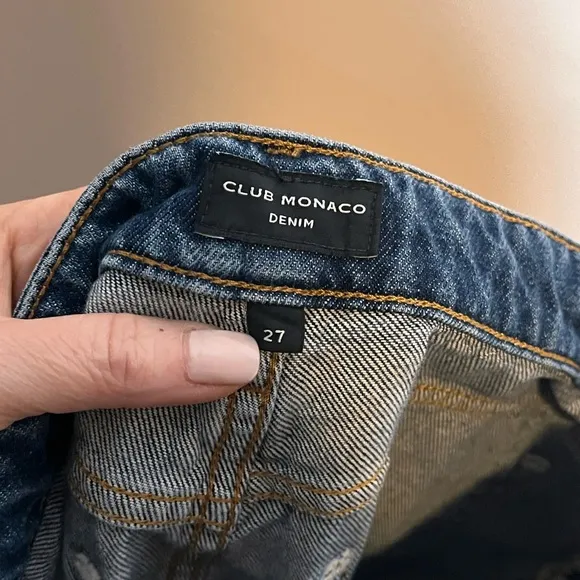 CLUB MONACO medium wash high waisted raw hem straight leg jeans size 27