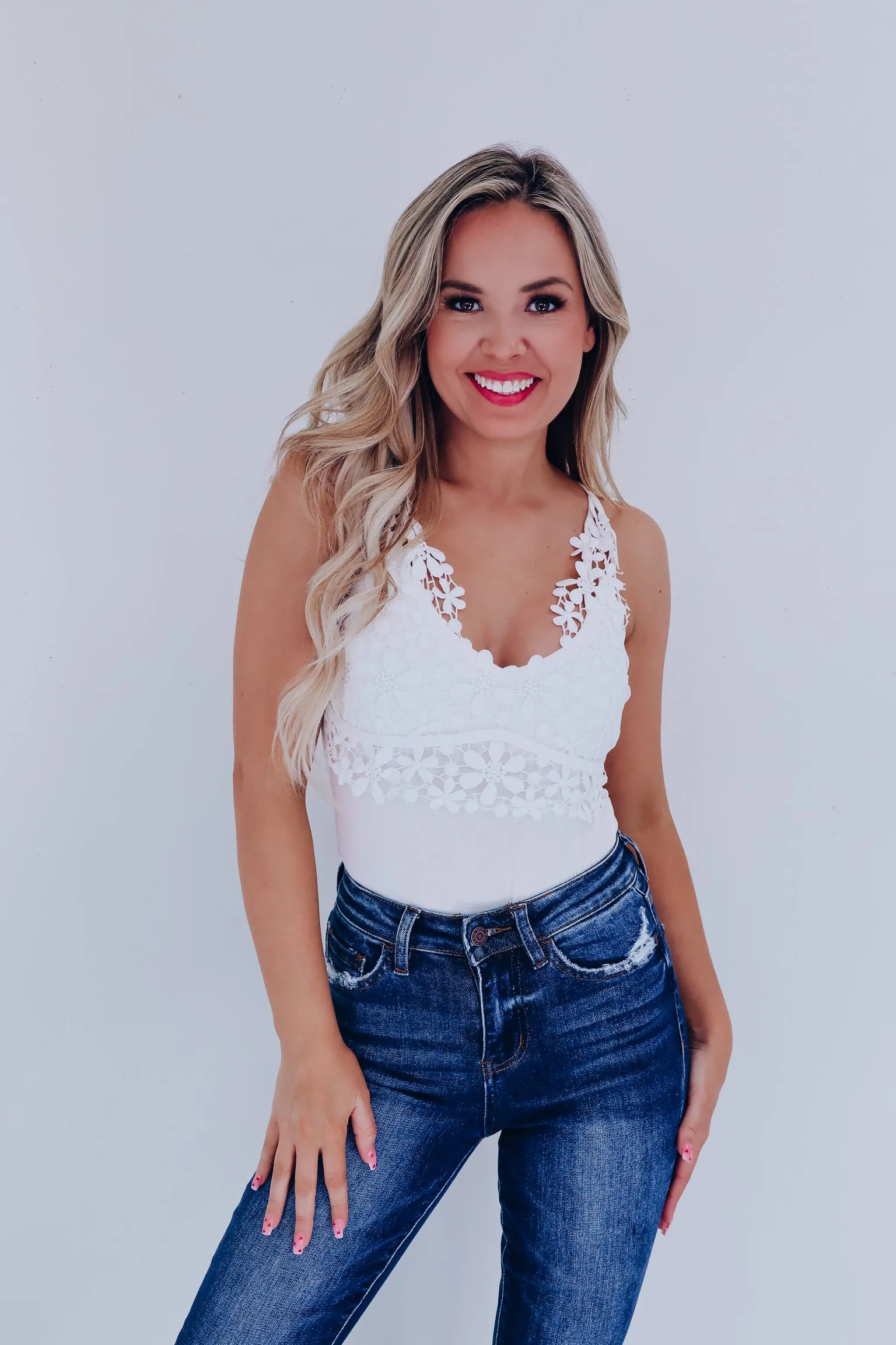 Dainty Daisy Crochet Tank - White