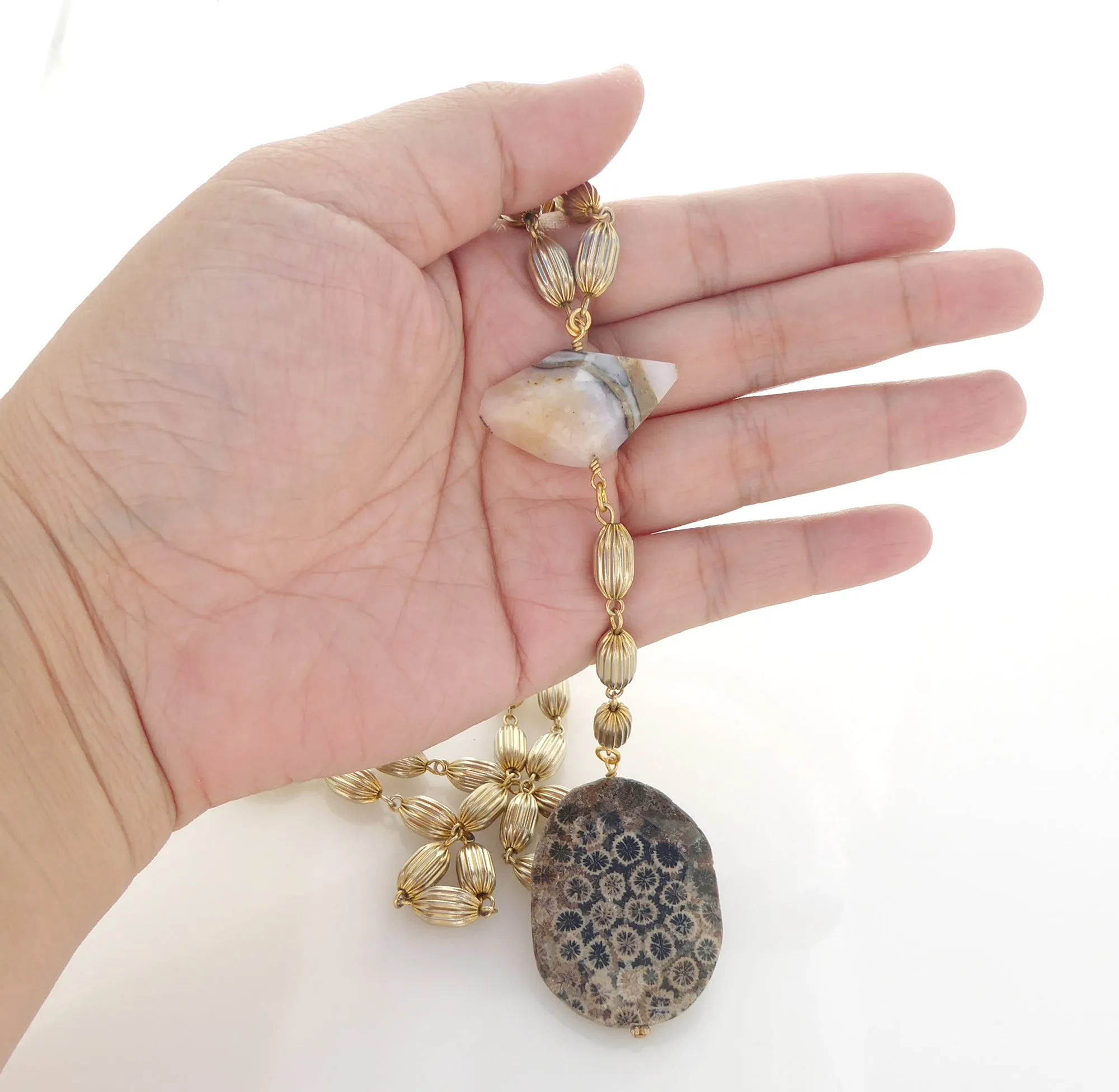 Delmara necklace