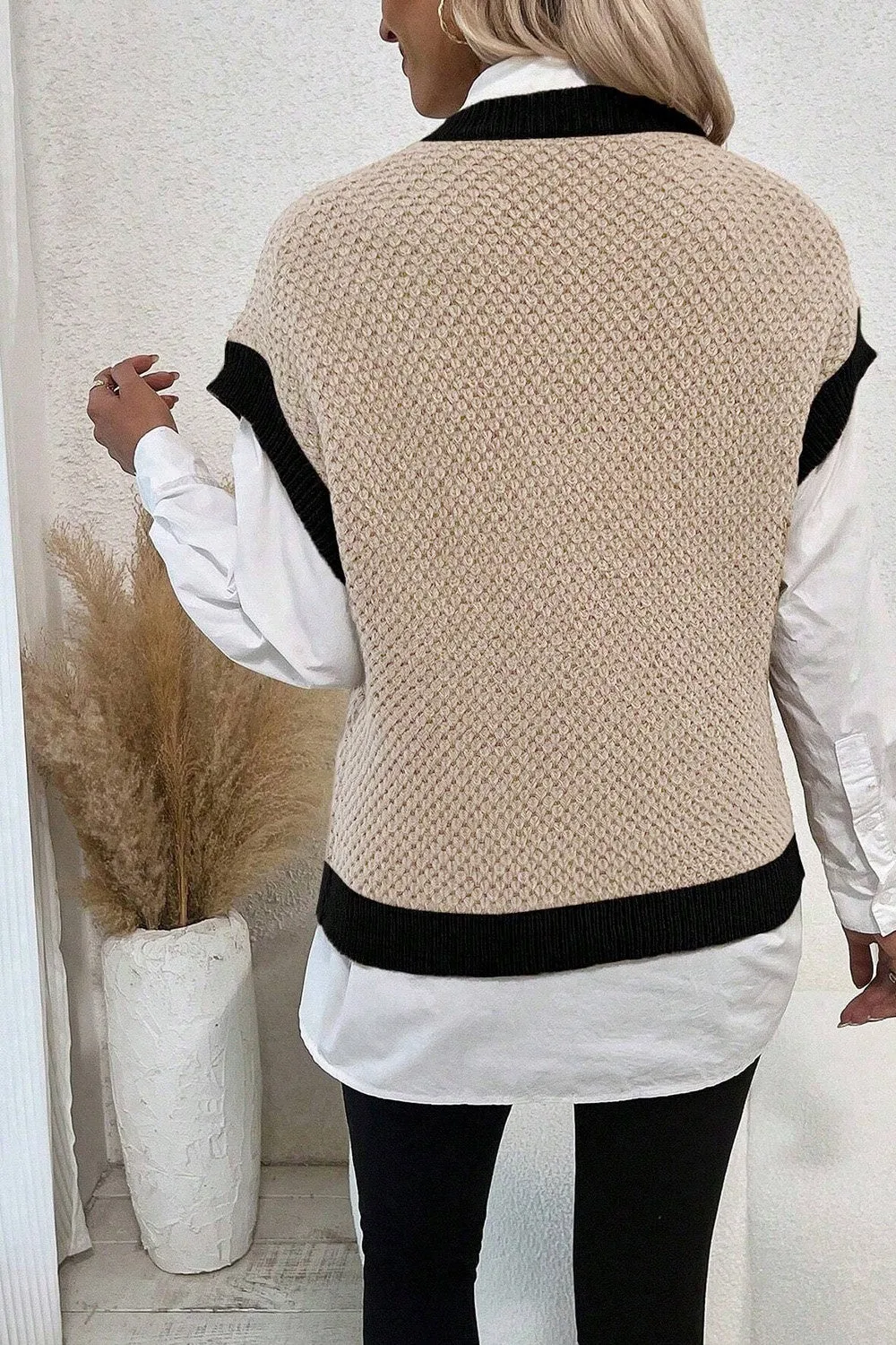 Diana Contrast Round Neck Cap Sleeve Knit Top