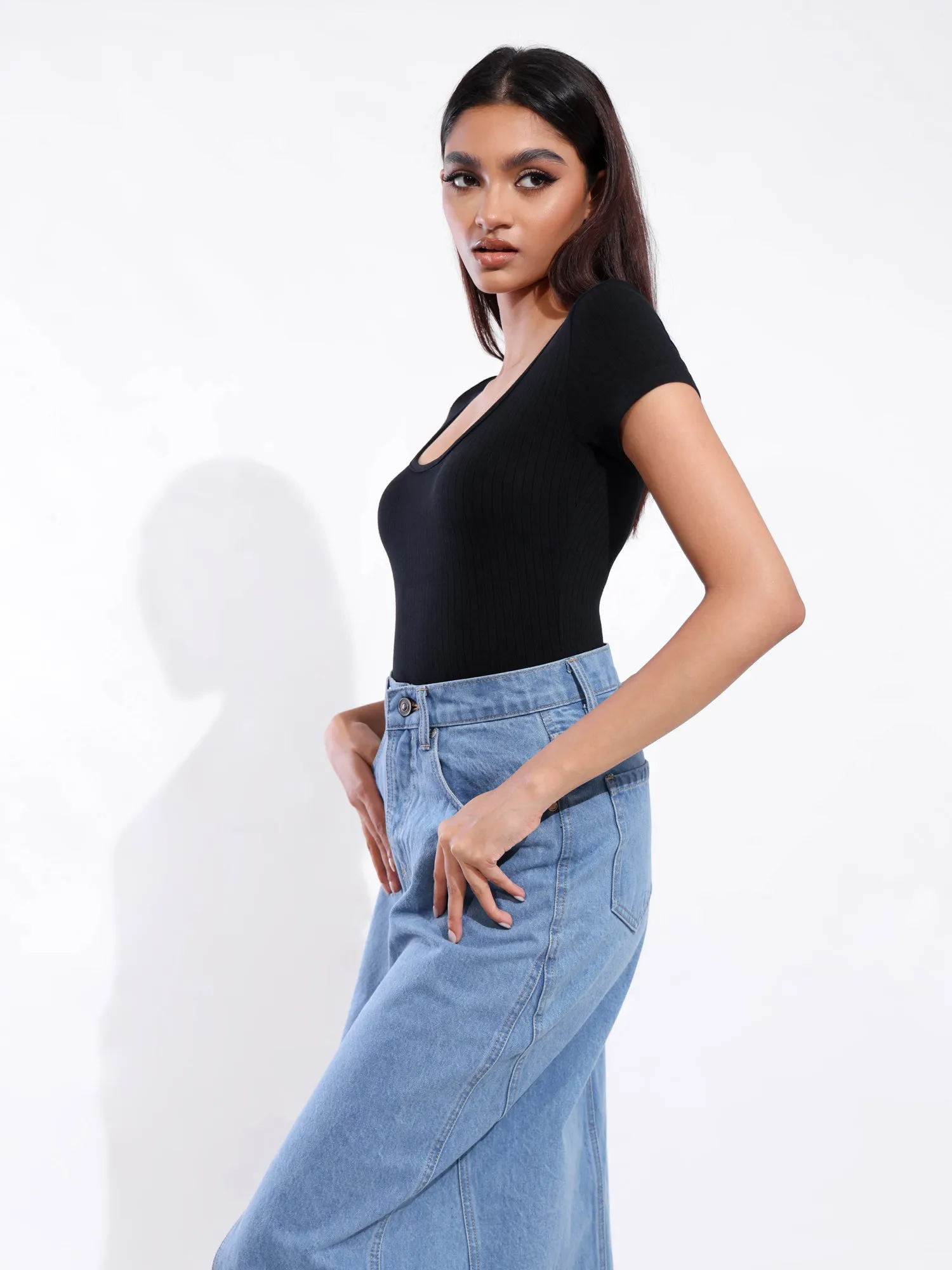 Donna Squre Neck Body Suit