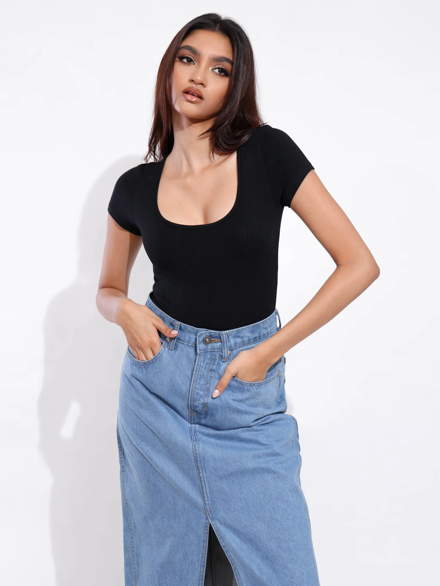 Donna Squre Neck Body Suit