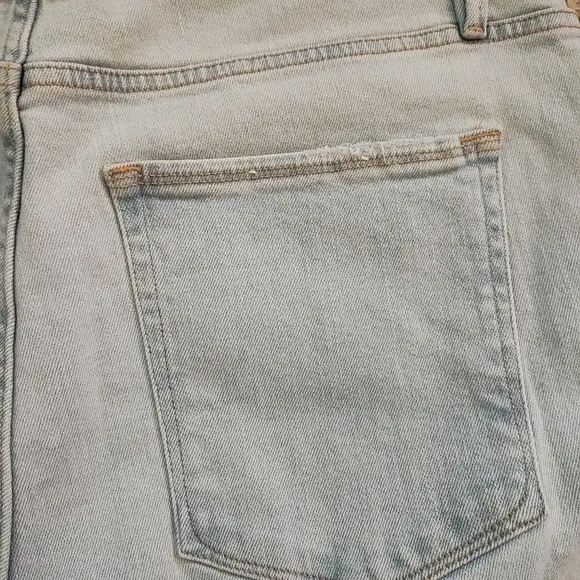 Good American Good Classic Natural Fray Hem High Rise Jeans