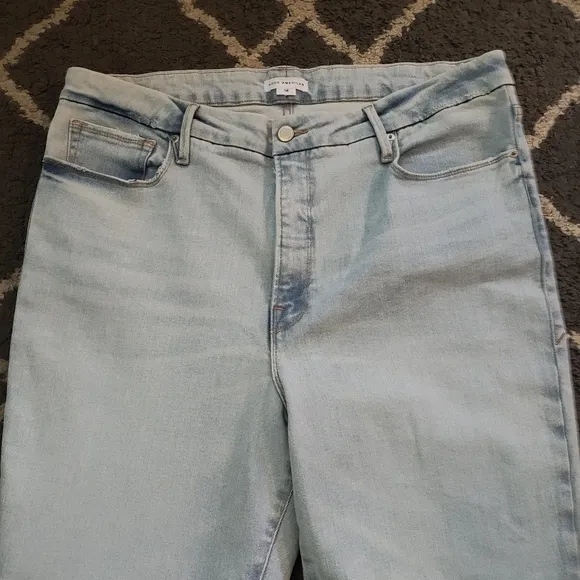 Good American Good Classic Natural Fray Hem High Rise Jeans