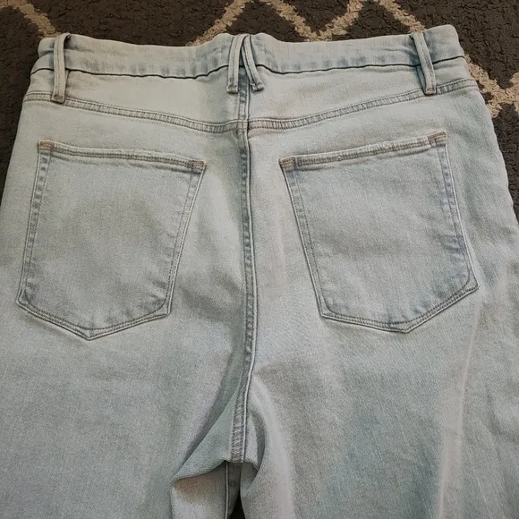 Good American Good Classic Natural Fray Hem High Rise Jeans