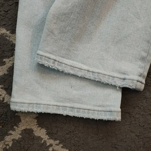 Good American Good Classic Natural Fray Hem High Rise Jeans