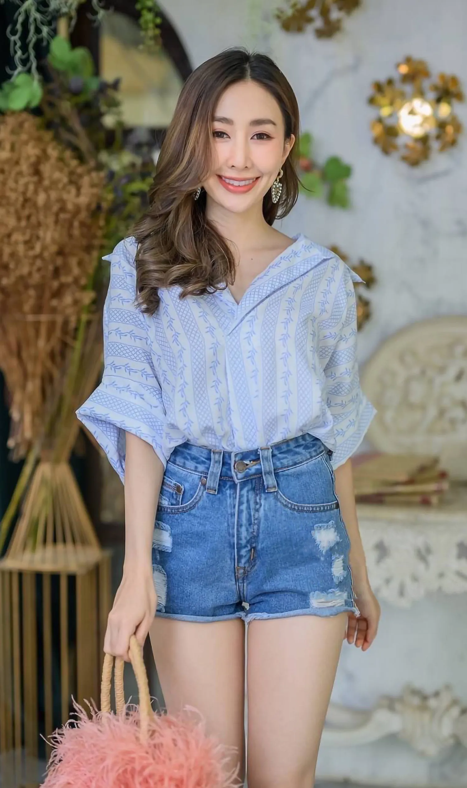 GRACEN Oversized Collared Top (Sky blue)
