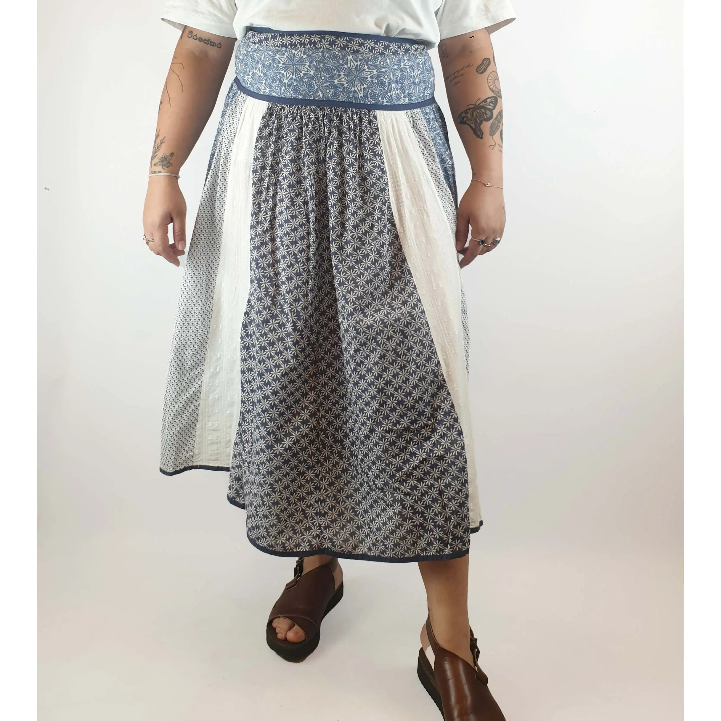 Handmade pre-owned long skirt with mulitple panels fits size 14