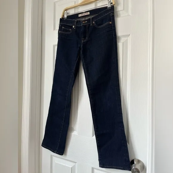 J Brand 914 ink Mid Rise Straight Leg jeans size 26