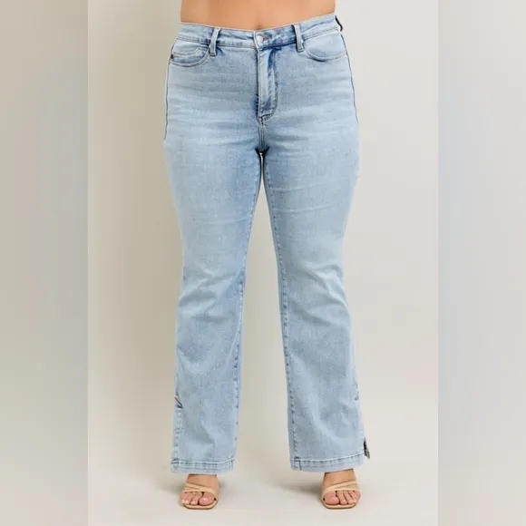 Judy Blue HR Tummy Control Vintage Light Wash Split Hem Bootcut Jeans NEW