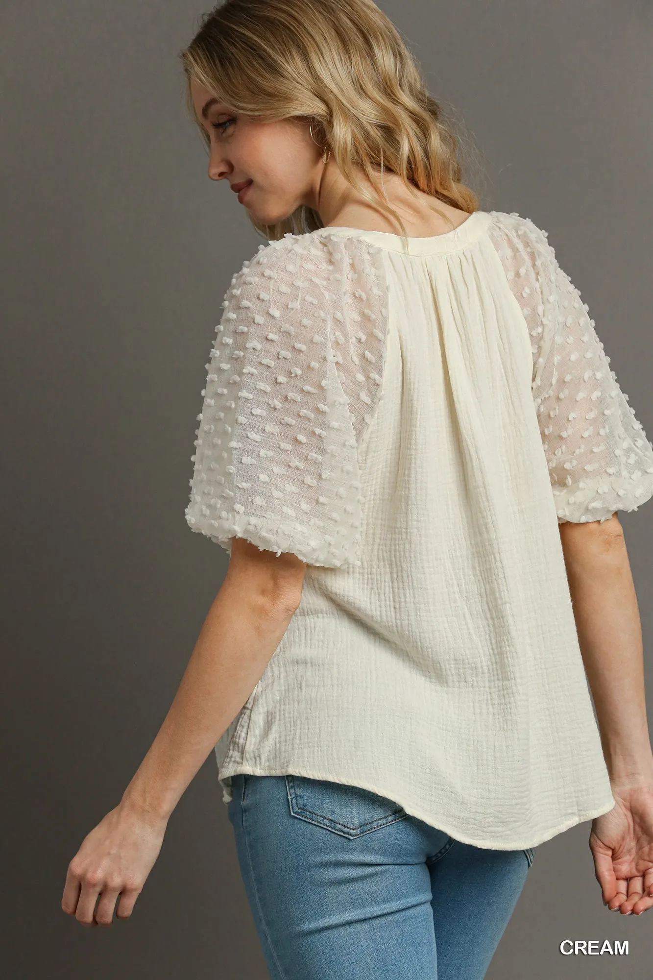 Lauren Floral Applique Detail Cuffed Puffed Sleeve Split Neck Top In Cream