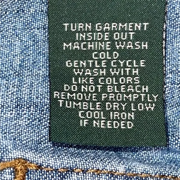 Lauren Ralph Lauren Jeans Denim Flap button closure Embroidered Classic bootcut
