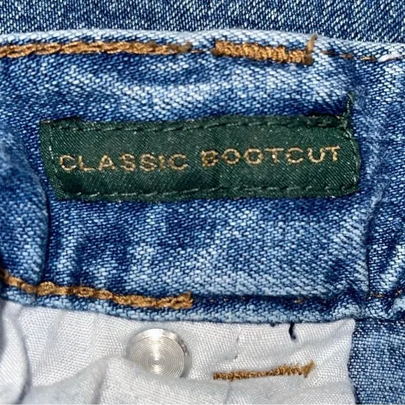 Lauren Ralph Lauren Jeans Denim Flap button closure Embroidered Classic bootcut