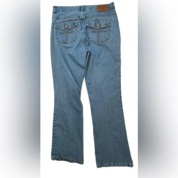 Lauren Ralph Lauren Jeans Denim Flap button closure Embroidered Classic bootcut