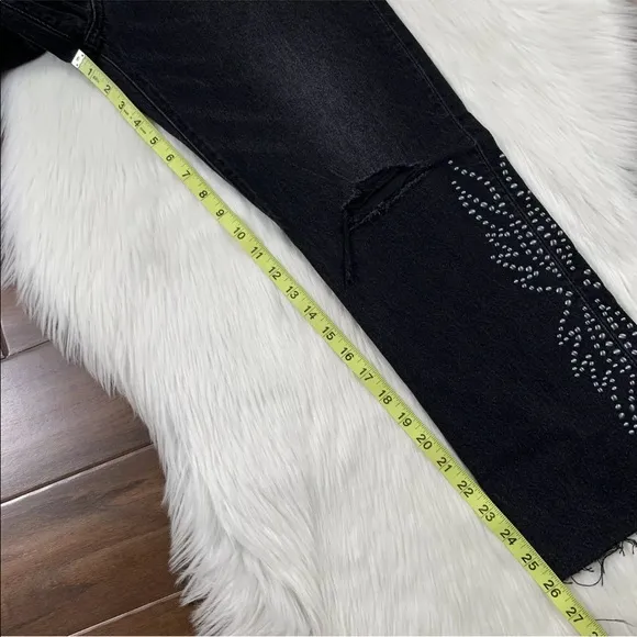 Levi’s 501 Size 28 Black Canyon Studded Straight Leg Jeans