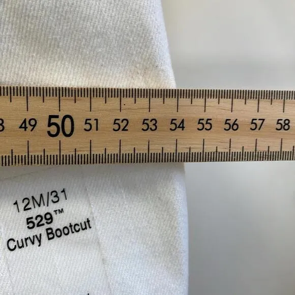 Levi's - NWT 529 Curvy Bootcut Jeans - White - 12 or 31x32