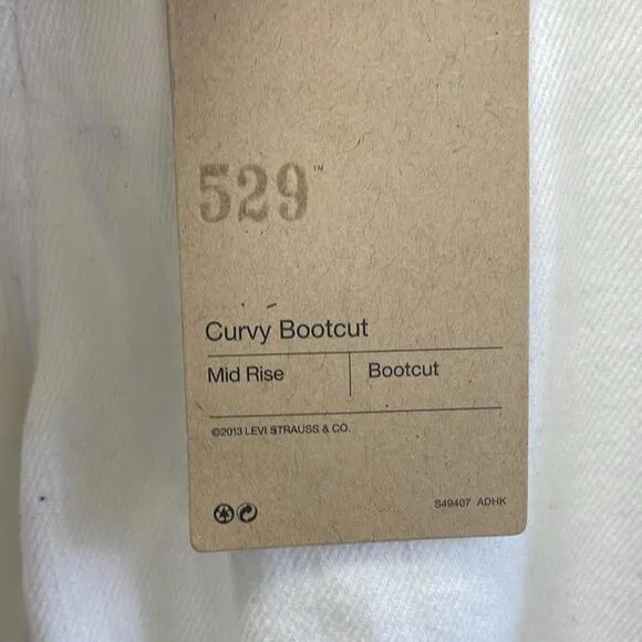 Levi's - NWT 529 Curvy Bootcut Jeans - White - 12 or 31x32