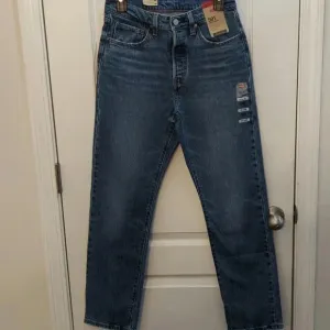 Levi's Strauss women's high rise straight Leg jeans