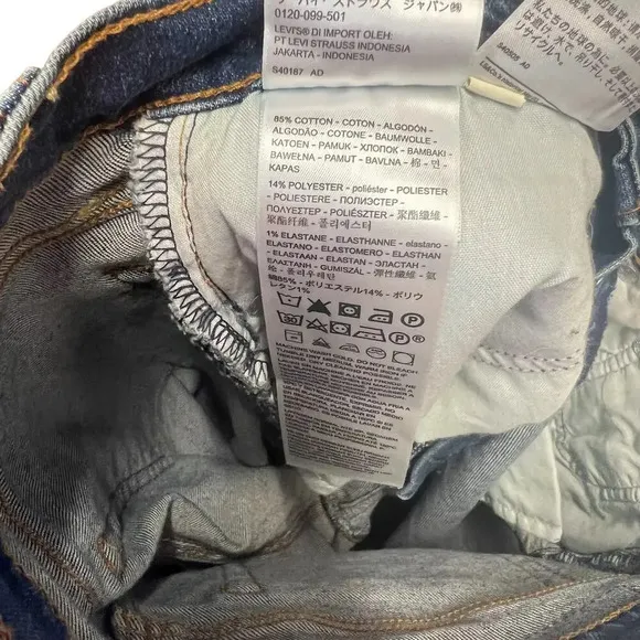 Levi's Wedgie Fit Straight Jeans Medium Destructed Size 29