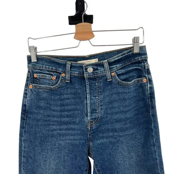 Levi's Wedgie Fit Straight Jeans Medium Destructed Size 29