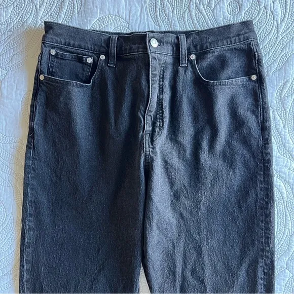 Madewell - The '90s Straight Jean - Belmere Wash