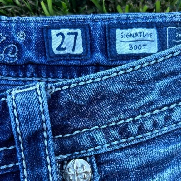 Miss Me Signature Bootcut Jeans | Sequins &amp; Rhinestones |Size 27