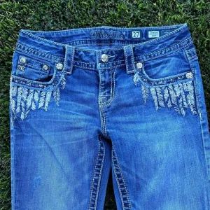 Miss Me Signature Bootcut Jeans | Sequins &amp; Rhinestones |Size 27