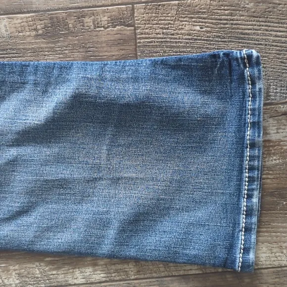 MISS ME Signature Rise bootcut jeans medium wash denim sz 28x34L The Buckle