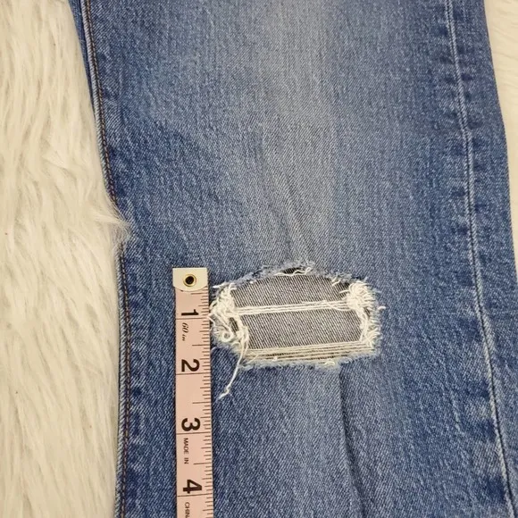 MSRP $98 Levi's Size 27 Wedgie High Waist Straight Leg Jeans