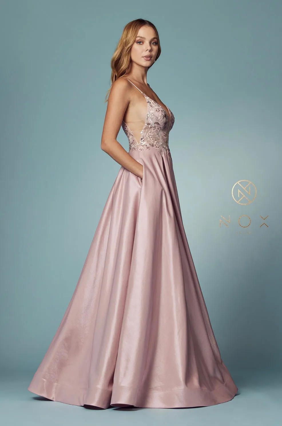 Nox Anabel Evening Gowns E1004