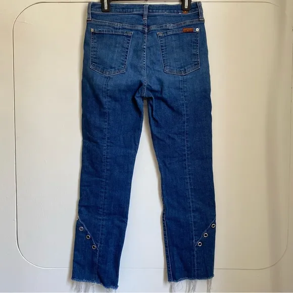 NWOT 7 for All Man Kind Edie Frayed Grommet Trim Jeans 28