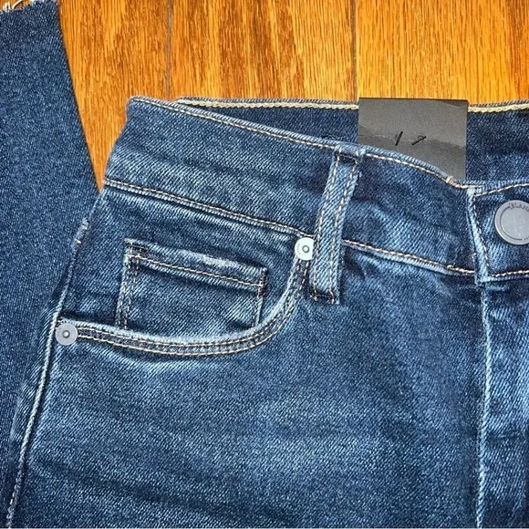 NWT Blank NYC The Madison High Rise Crop Dark Wash Jeans Raw Hem Size 25