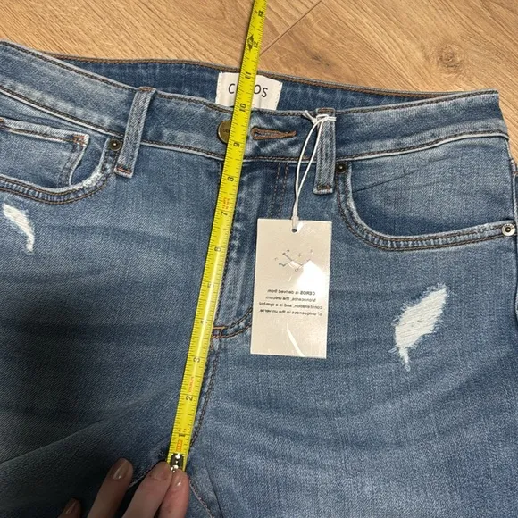 NWT Ceros Distressed Bootcut Size 28 Blue Jeans