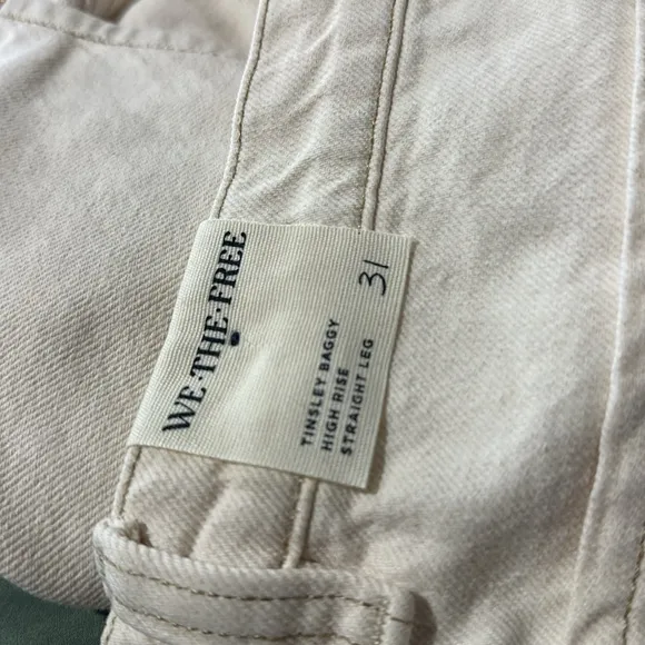 NWT  Free People x We The Free Tinsley Baggy High Rise Jeans in White/Ecru