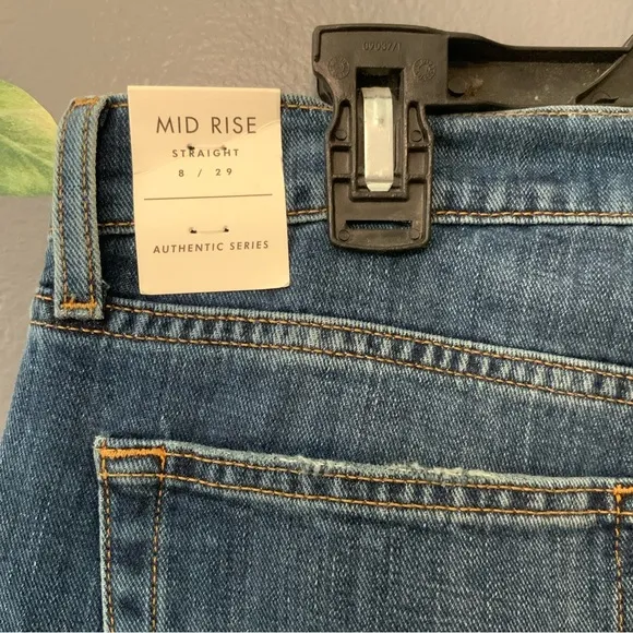 NWT Lucky Brand Mid Rise Straight Leg Jeans Size 8