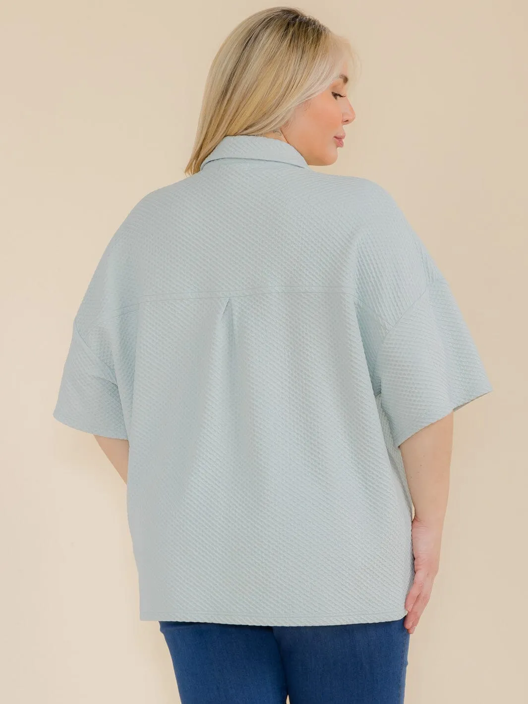 PLUS SIZE SHORT SLEEVE FRONT POCKETS BUTTON UP BLOUSE