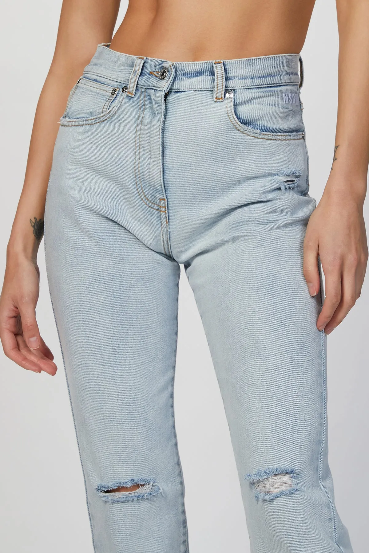 RIPPED-DETAILING CROPPED JEANS