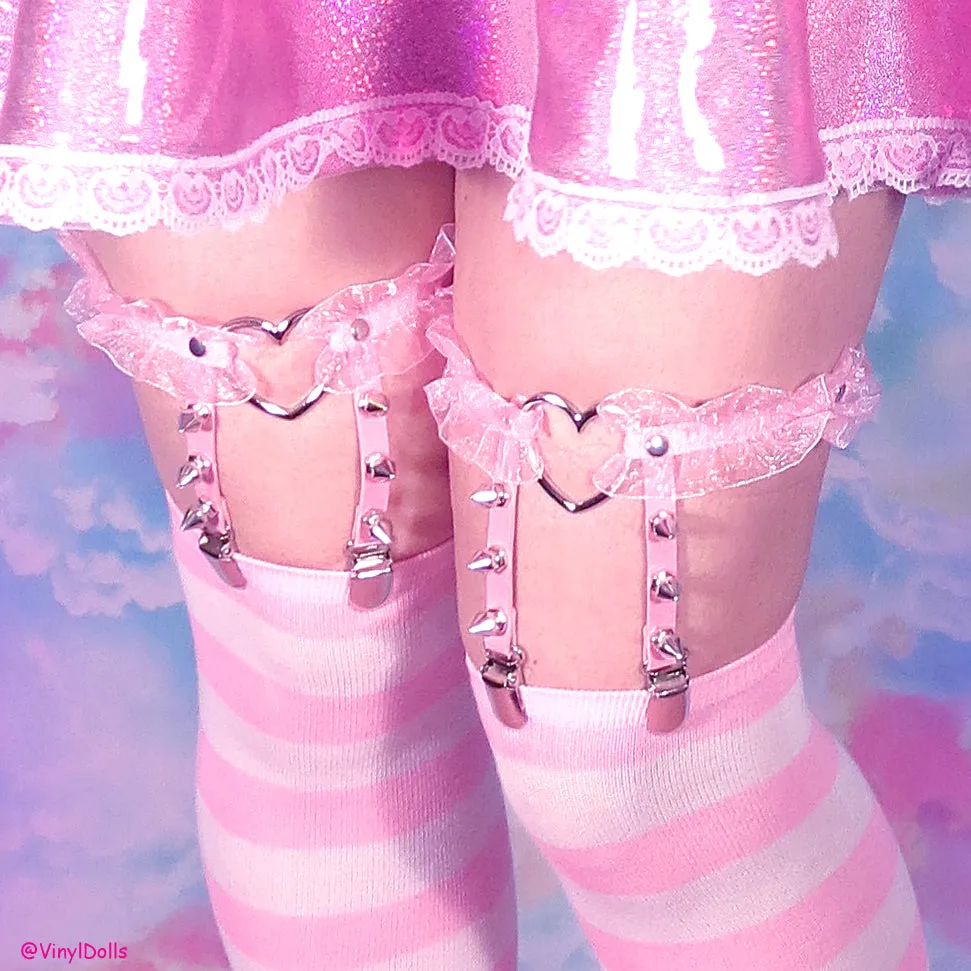Ruffle Spiked Heart Ring Leg Garters - Pink
