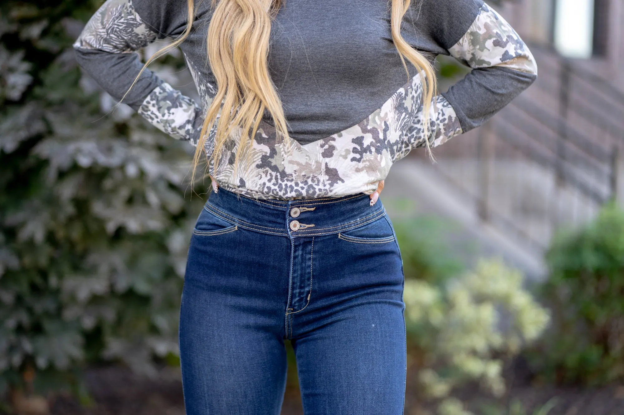 Seren High Rise Exposed Button Bootcut