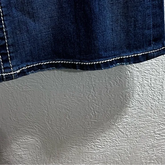 Seven 7  Bootcut Medium Wash Flap Pocket Jeans Women’s Size 10