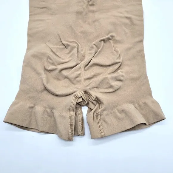 SKIMS Seamless Sculpt Strapless Shortie Bodysuit Size Large NWOT